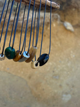 Load image into Gallery viewer, Choker | Luminous
