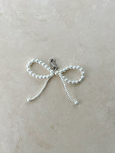 Load image into Gallery viewer, Shoe Charm | Pearl Bow
