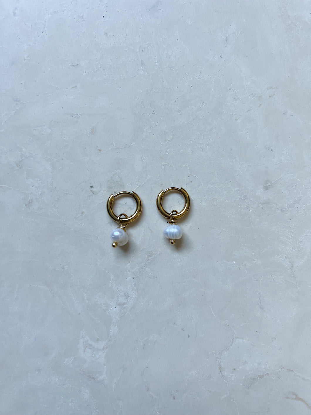 Earrings | Gold Pearl