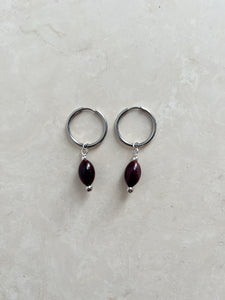 Earrings | Maroon Tacs