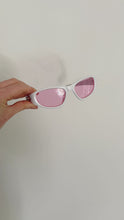 Load and play video in Gallery viewer, Leonis | Pink Sunglasses
