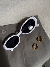 Load image into Gallery viewer, Luna | Cloud Sunglasses
