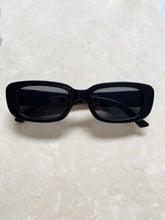 Load image into Gallery viewer, Moody | Black Sunglasses
