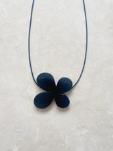 Load image into Gallery viewer, Pendant | Flower Necklace
