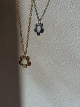 Load image into Gallery viewer, Golden | Lily Necklace
