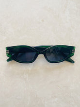 Load image into Gallery viewer, Anthena | Green Sunglasses
